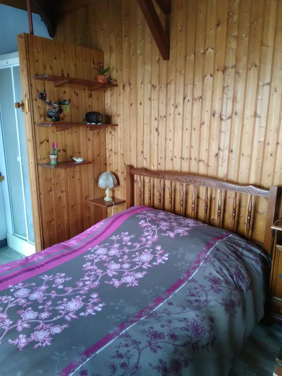 Chambre Chez L'Habitant Ambares-et-Lagrave Ngoại thất bức ảnh